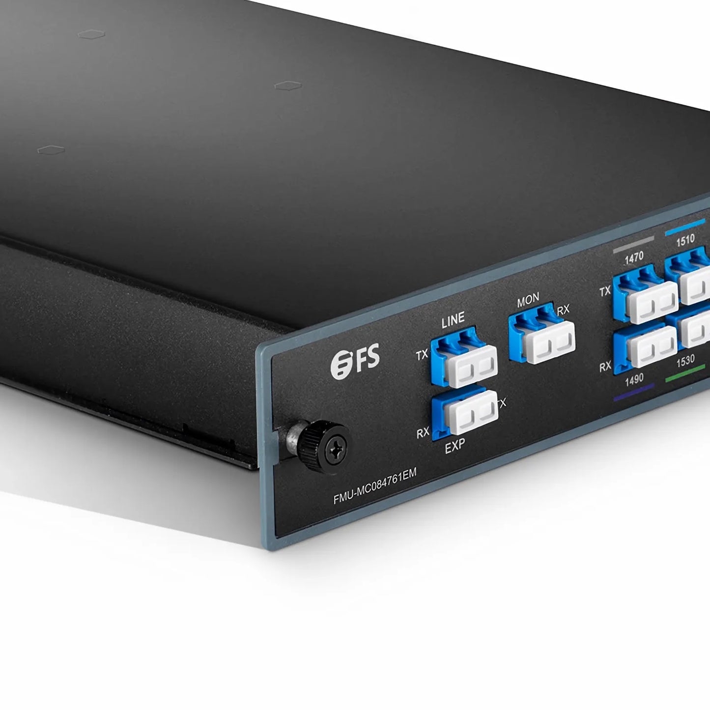 8 Channels CWDM Mux Demux, 1470-1610nm, with Monitor and Expansion Port, 2.0dB Typical IL, LC/UPC, Dual Fiber, FMU Plug-in Module